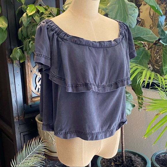 Free People chambray off the shoulder crop top - Picture 6 of 13